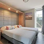 Holiday home Oude Nieuwelandseweg 33a Ijsvogel Met Jacuzzi - Not For Companies