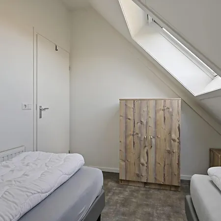 Oude Nieuwelandseweg 33a Ijsvogel Met Jacuzzi, Extra Kosten Voor Gebruik Ouddorp