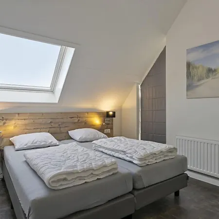 Holiday home Oude Nieuwelandseweg 33a Ijsvogel Met Jacuzzi, Extra Kosten Voor Gebruik