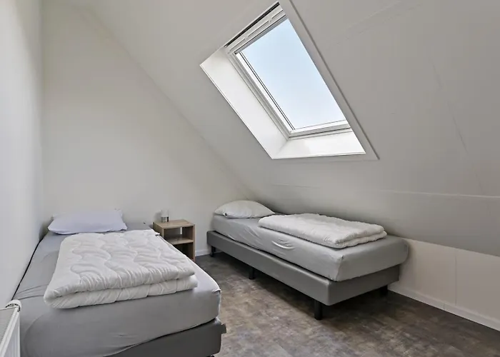 Oude Nieuwelandseweg 33a Ijsvogel Met Jacuzzi - Not For Companies Ауддорп