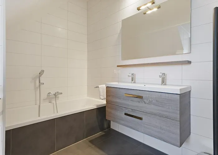 Дом отдыха Oude Nieuwelandseweg 33a Ijsvogel Met Jacuzzi - Not For Companies *