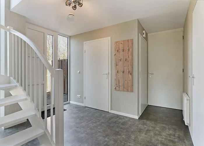 Oude Nieuwelandseweg 33a Ijsvogel Met Jacuzzi - Not For Companies Ауддорп