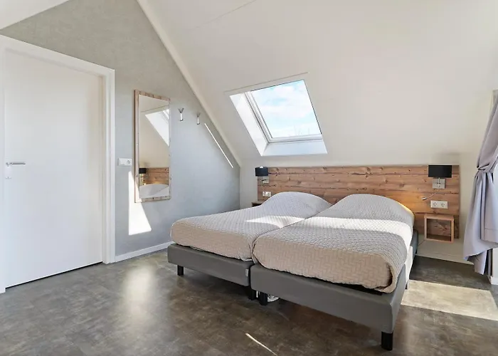 بيت للعطل Oude Nieuwelandseweg 33a Ijsvogel Met Jacuzzi - Not For Companies